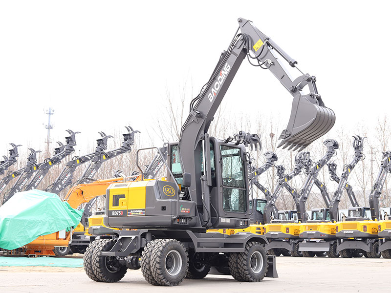 宝鼎75D轮式挖掘机.jpg