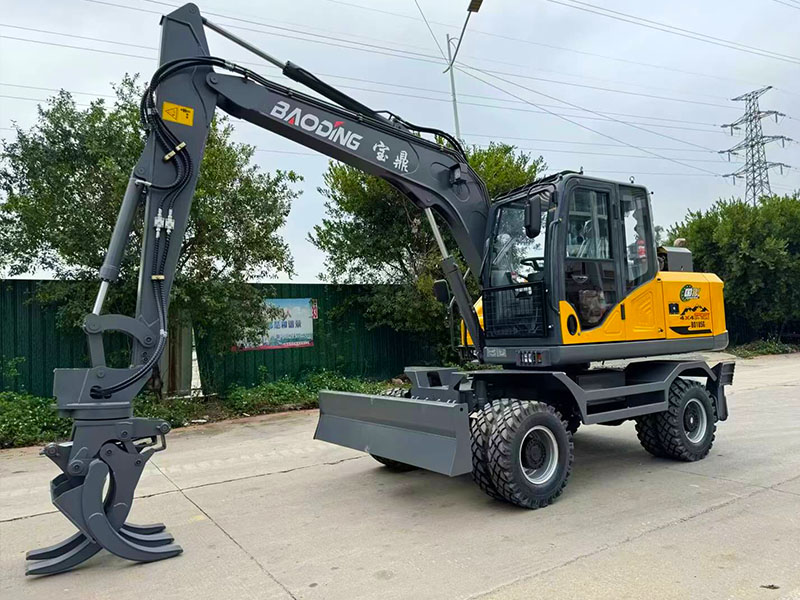 宝鼎BD105G抓木机.jpg 宝鼎BD105G抓木机.jpg